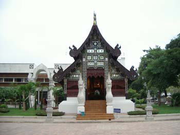 A07.In front of Small Temple