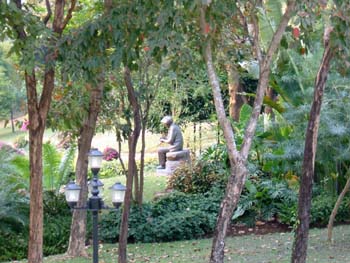 C04 Srinakarintr Park