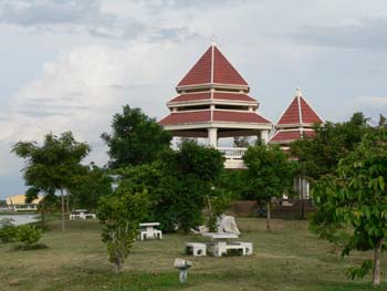 B02 Bungtalua Tower