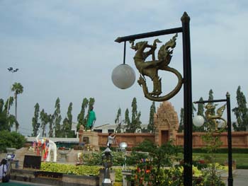 B06.Background Garden