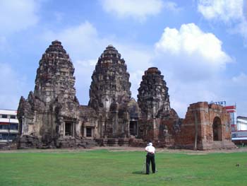 A01 Praprang Samyod