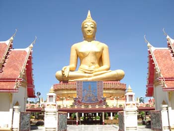 A04 Golen Buddha